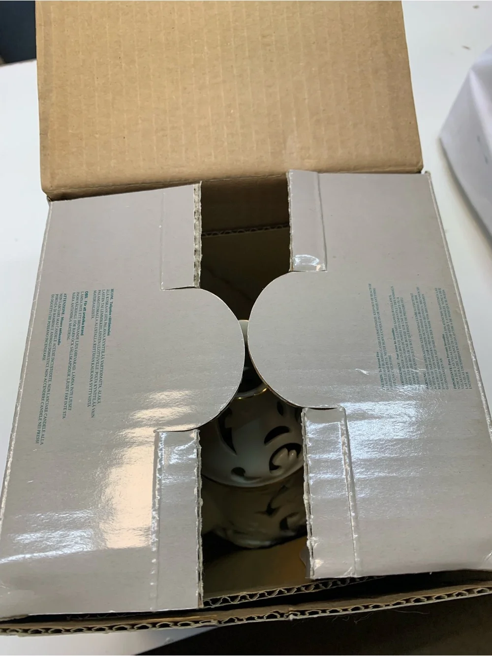 Partylite White Porcelain Holly Leaf Cafe Candle Holders  P7256 NEW in Box